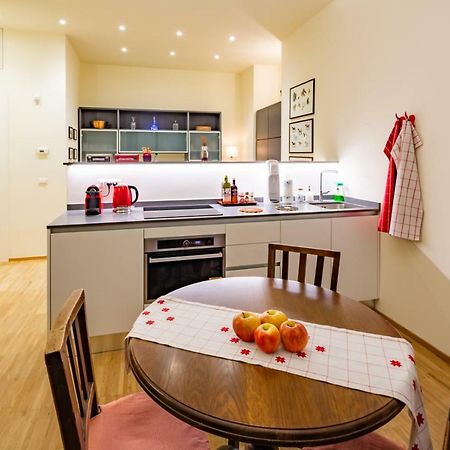 La Casa Colorata - Flats In Milan - Bocconi Apartman Kültér fotó
