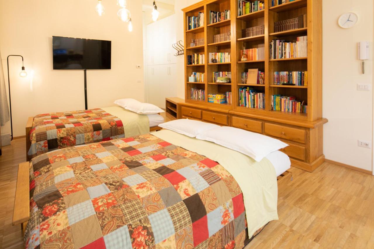 La Casa Colorata - Flats In Milan - Bocconi Apartman Kültér fotó