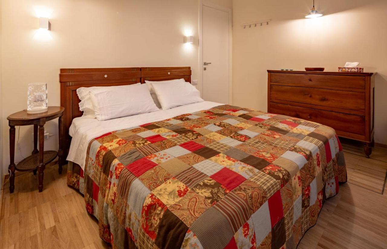 La Casa Colorata - Flats In Milan - Bocconi Apartman Kültér fotó